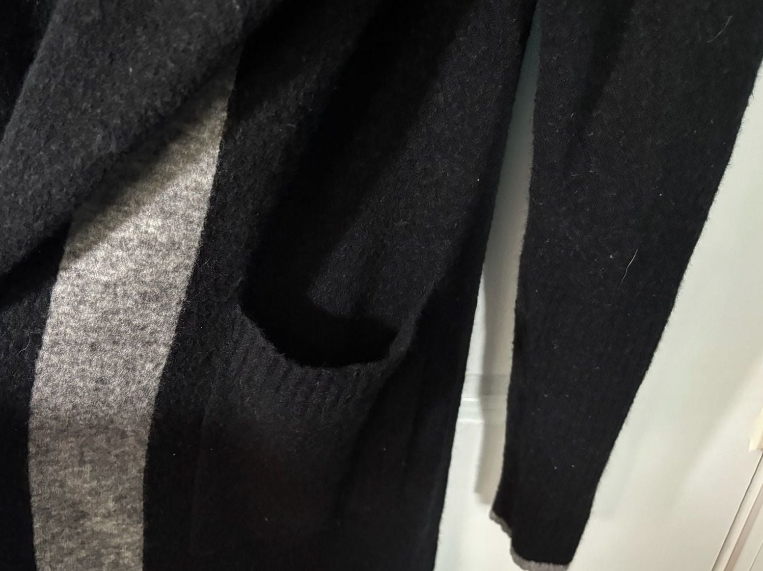 Athleta Extra Fine Merino Wool Duster Cardigan Black XL Like New 9