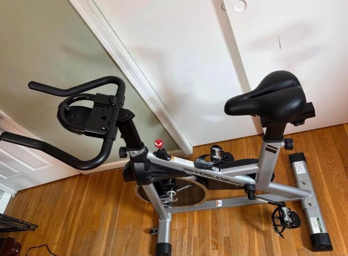 Yosuda Indoor Cycling Bike Stationary Exercise Bike Silver 3