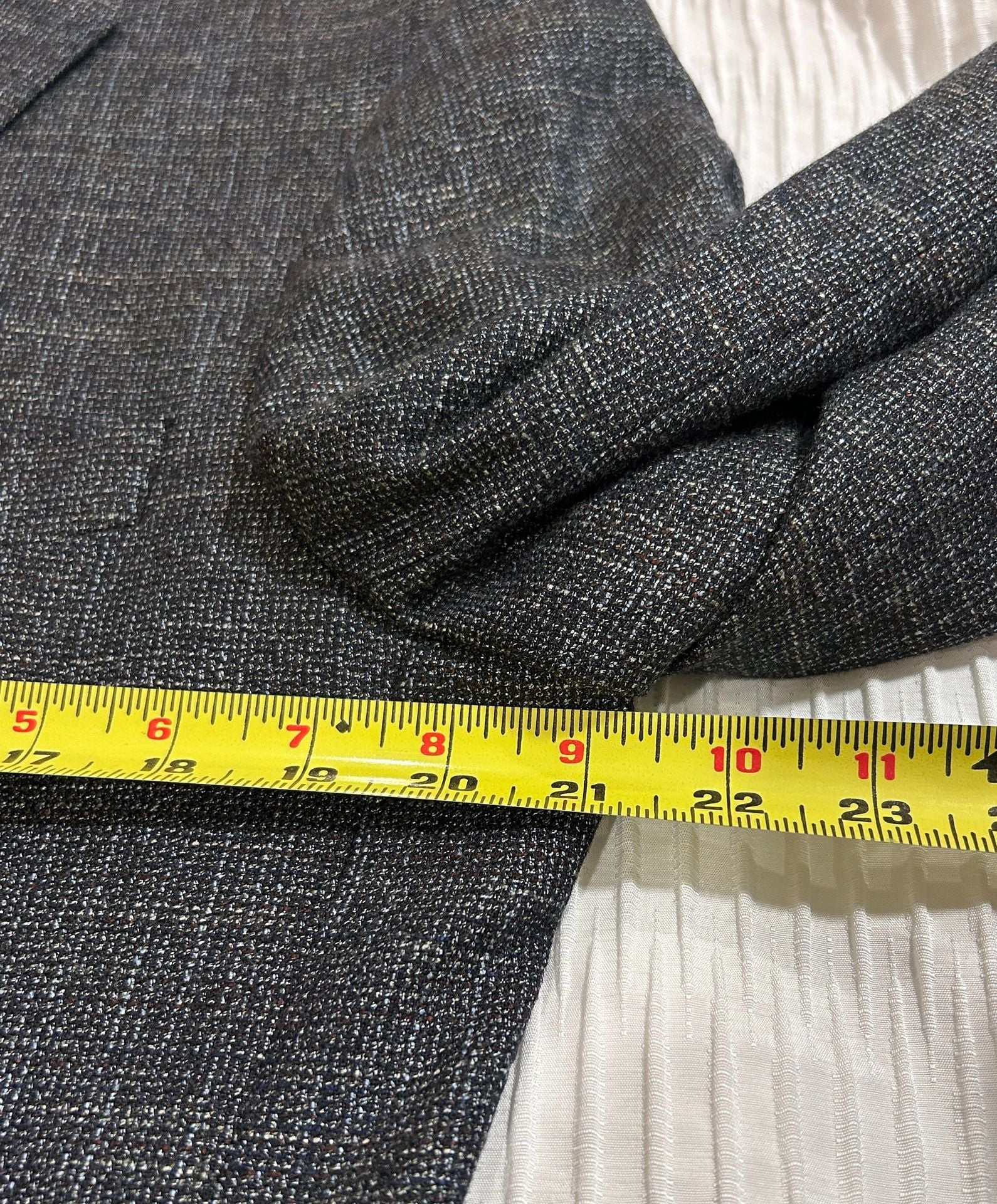 Versace Collection Grey Textured Wool Bamboo
Blazer Sport Coat US 42 / EU 52 12