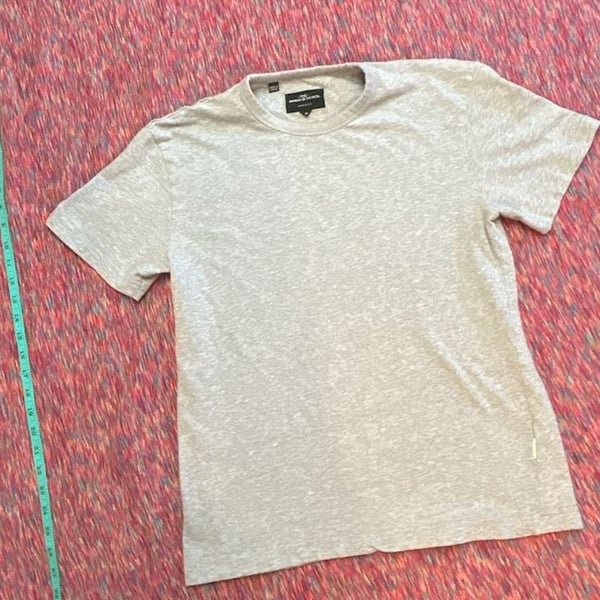 Rodd & Gunn T-Shirt Size M Grey Sports Fit Short Sleeve