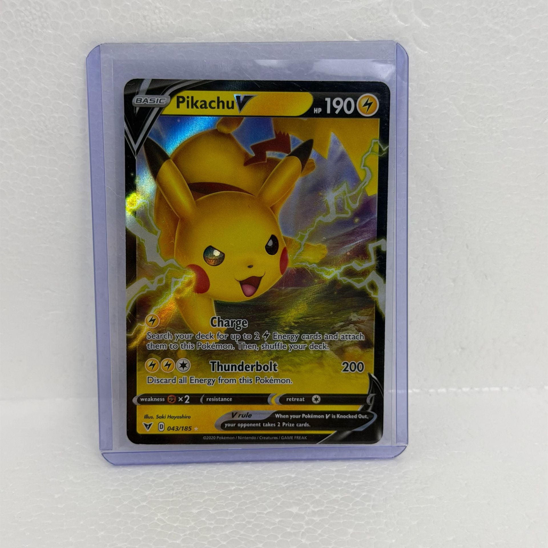 Pokemon Pikachu V Vivid Voltage 043/185 Holo Ultra Rare Card 1