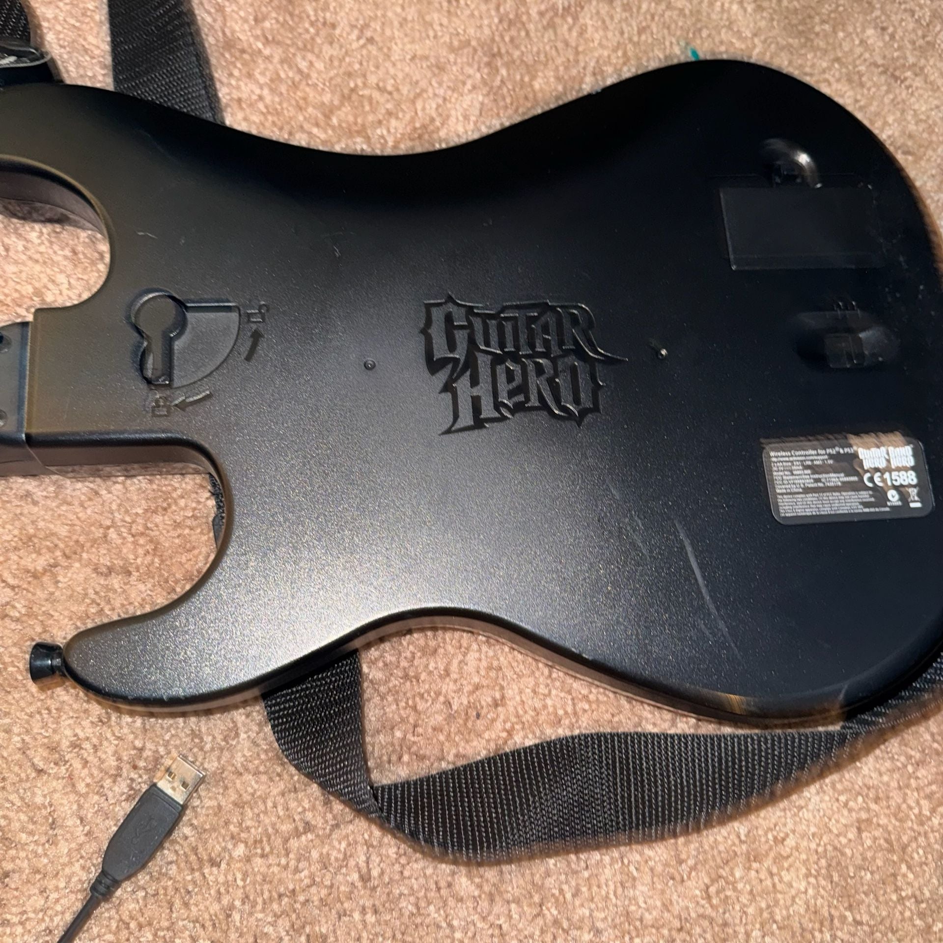 Guitar Hero 5 Wireless Guitar Red Controller PlayStation 3 W/ Dongle 7