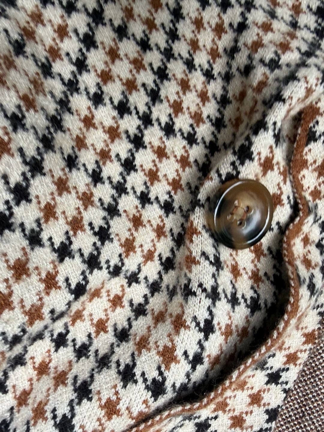 Marled by Reunited Clothing Houndstooth Double Breasted Knit Blazer Brown L 6