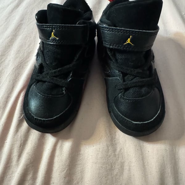 Jordan Flight Club 91 Size 6C Black Red Toddler Sneakers