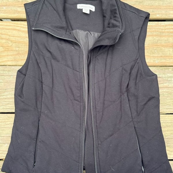 Coldwater Creek Quilted Vest Size 8 Black Full Zip Hooded Insulated