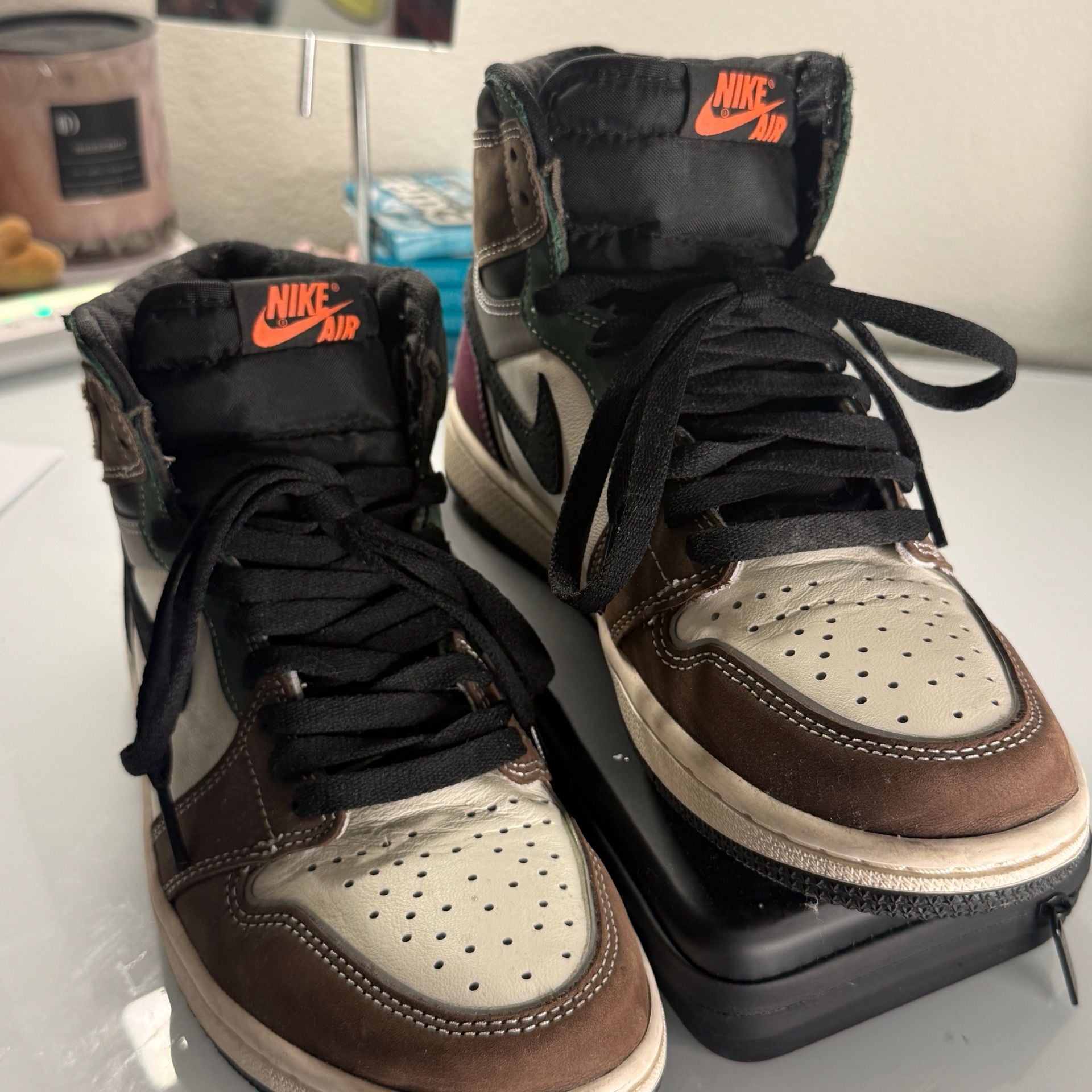 Nike Air Jordan 1 Retro High OG Hand Crafted Size 7 10