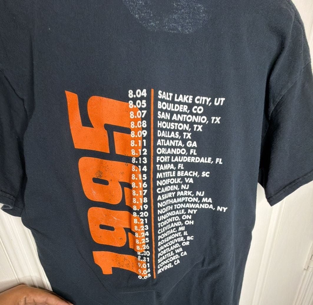 Gildan The Warped Tour 1995 Tour Dates T-Shirt Size L Black Cotton 5