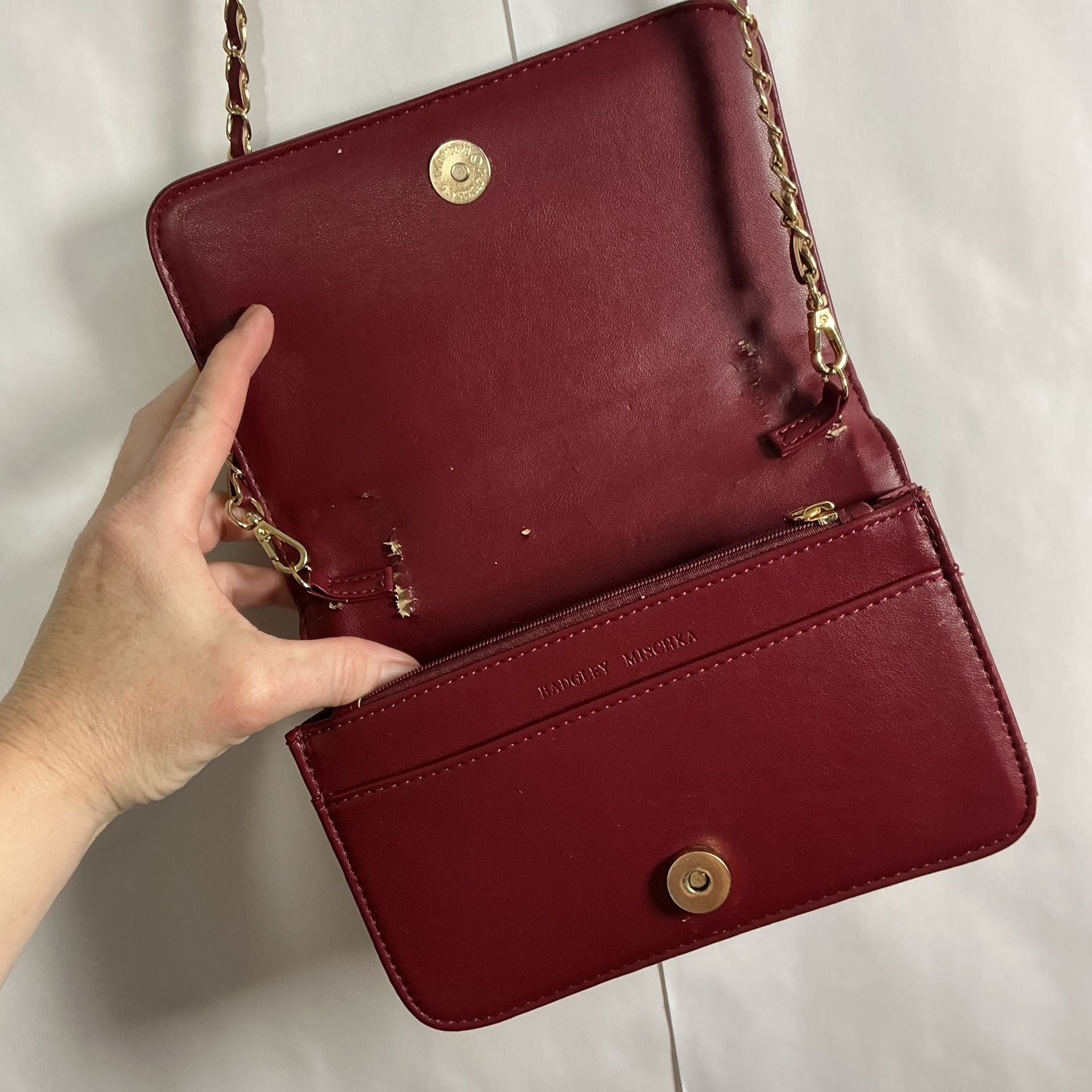 Badgley Mischka Pleated Crossbody Bag Burgundy Gold Chain 8