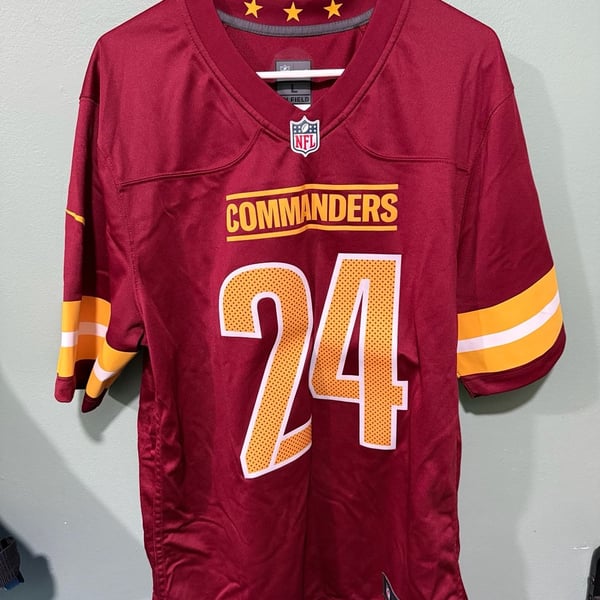 Nike Washington Commanders Football Jersey Size L 24 Whitters