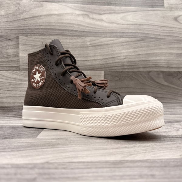 Converse Women’s 9 Chuck Taylor All Star Lift Platform High "Tassels”