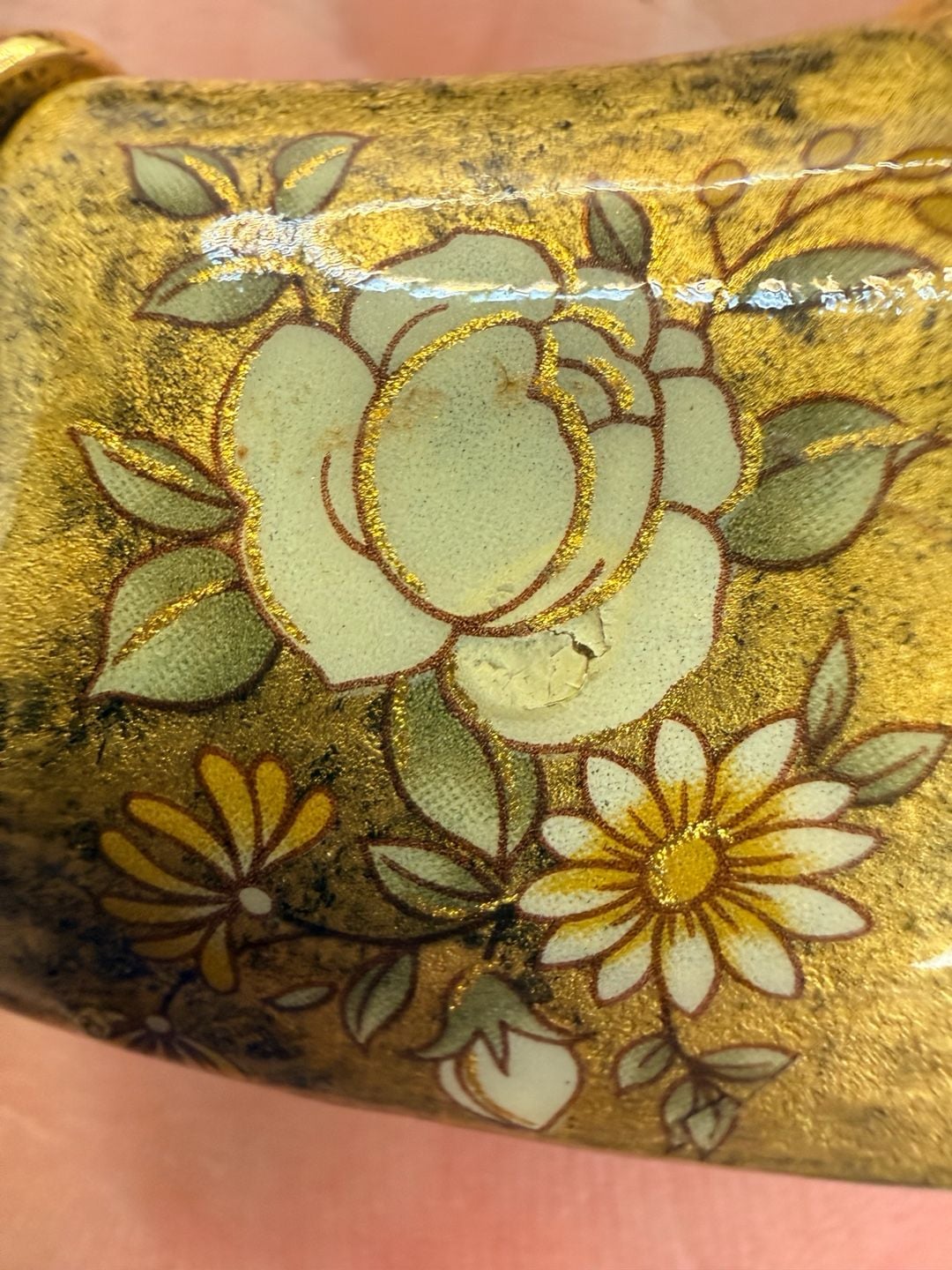 Vintage Japan Gold Tone Floral Statement Necklace 9