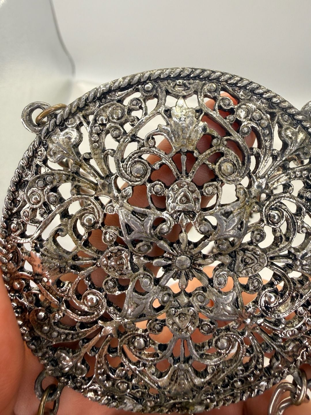Vintage Filigree Medallion Tassel Pendant Necklace 7