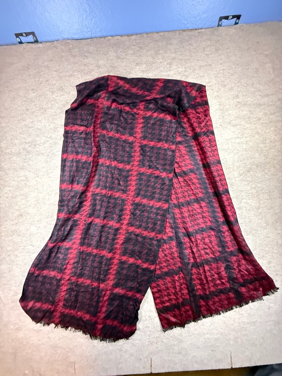 100% Silk Houndstooth Scarf 72x18 Red Black Plaid Reversible 7