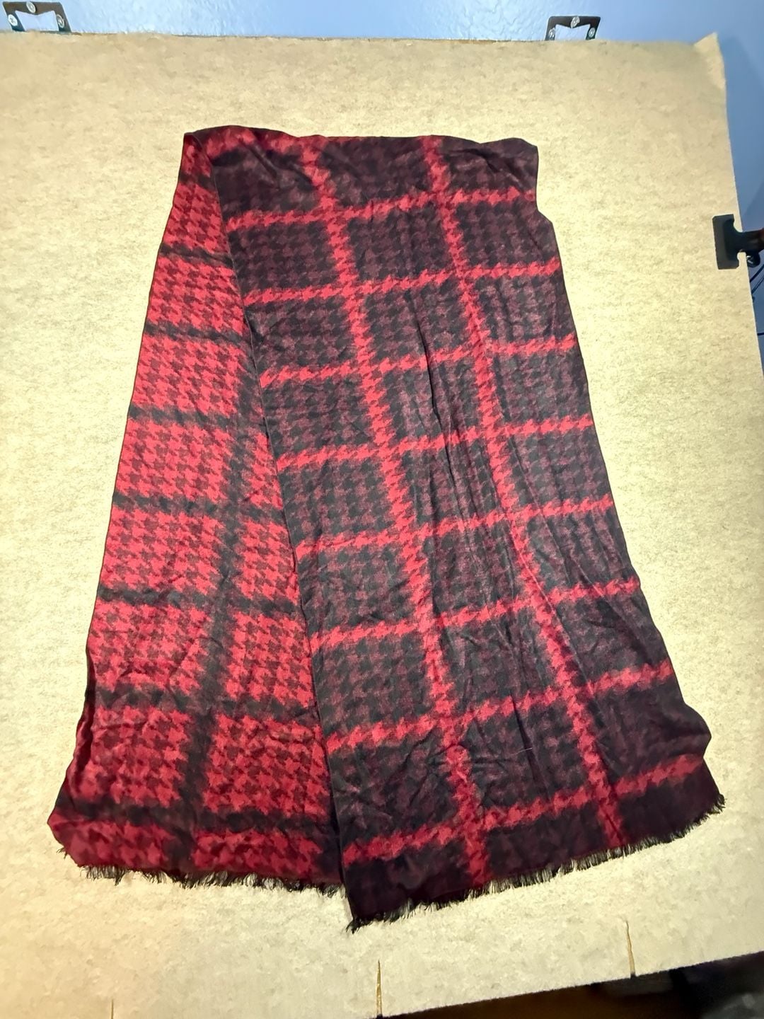 100% Silk Houndstooth Scarf 72x18 Red Black Plaid Reversible 11