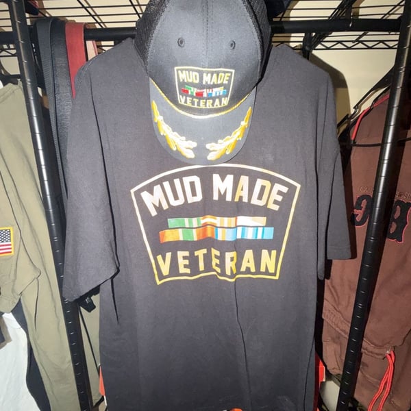 MudMade Veteran T-Shirt + Hat Bundle – Men’s XL