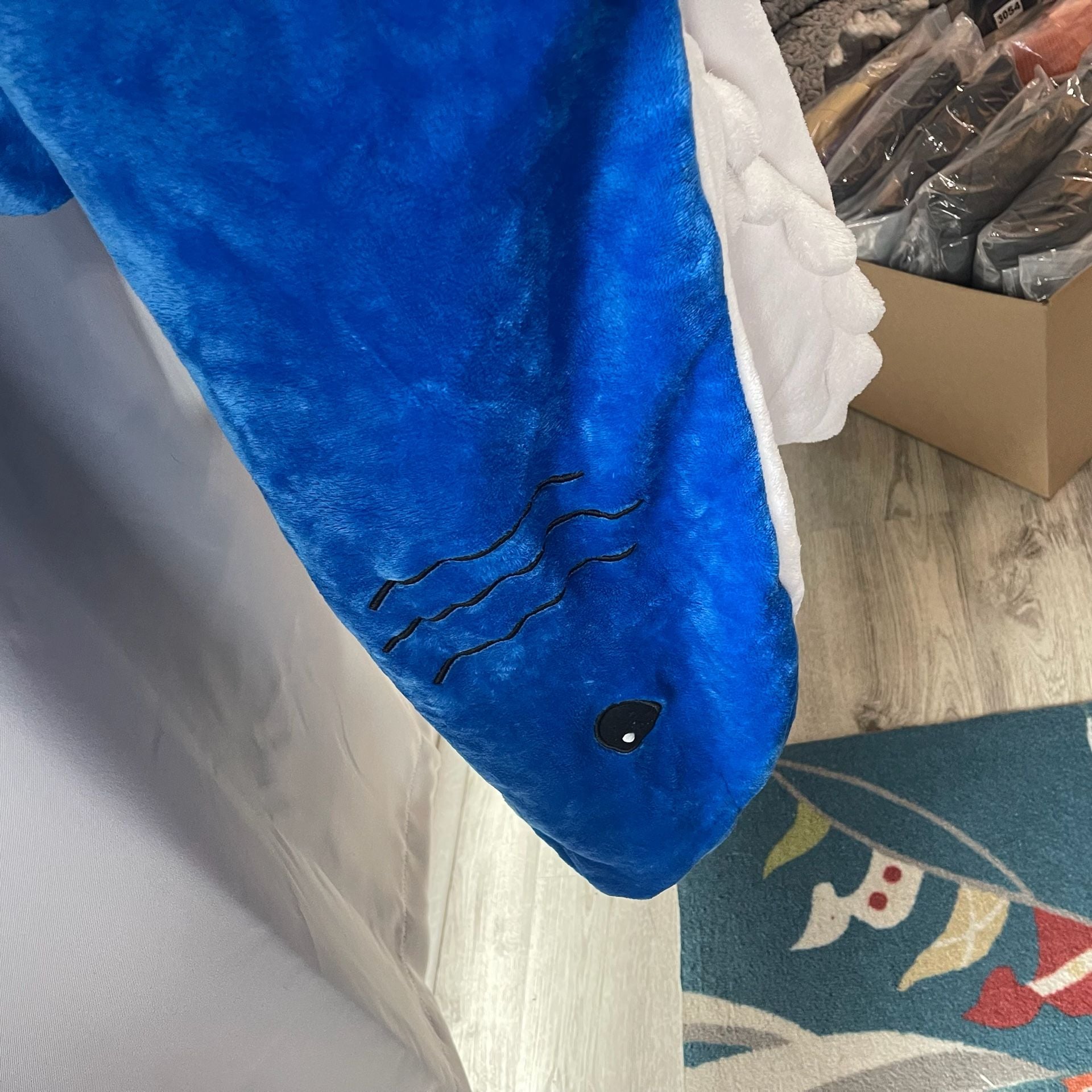 Shark Wearable Blanket Hoodie Size XL Blue Plush Sleeping Bag 11