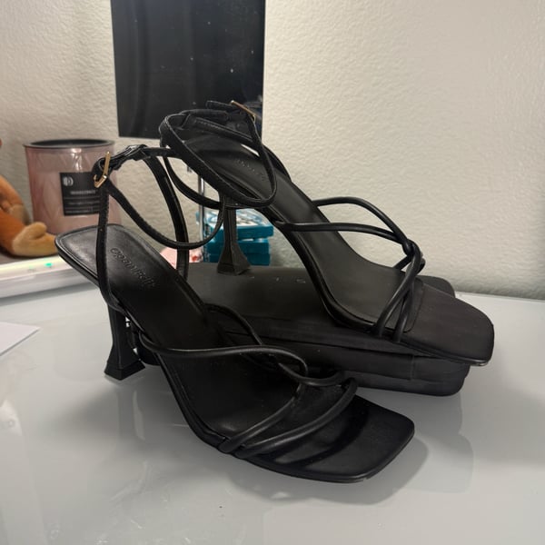 Open Edit Allira Strappy Sandal Size 8.5M Black Heels