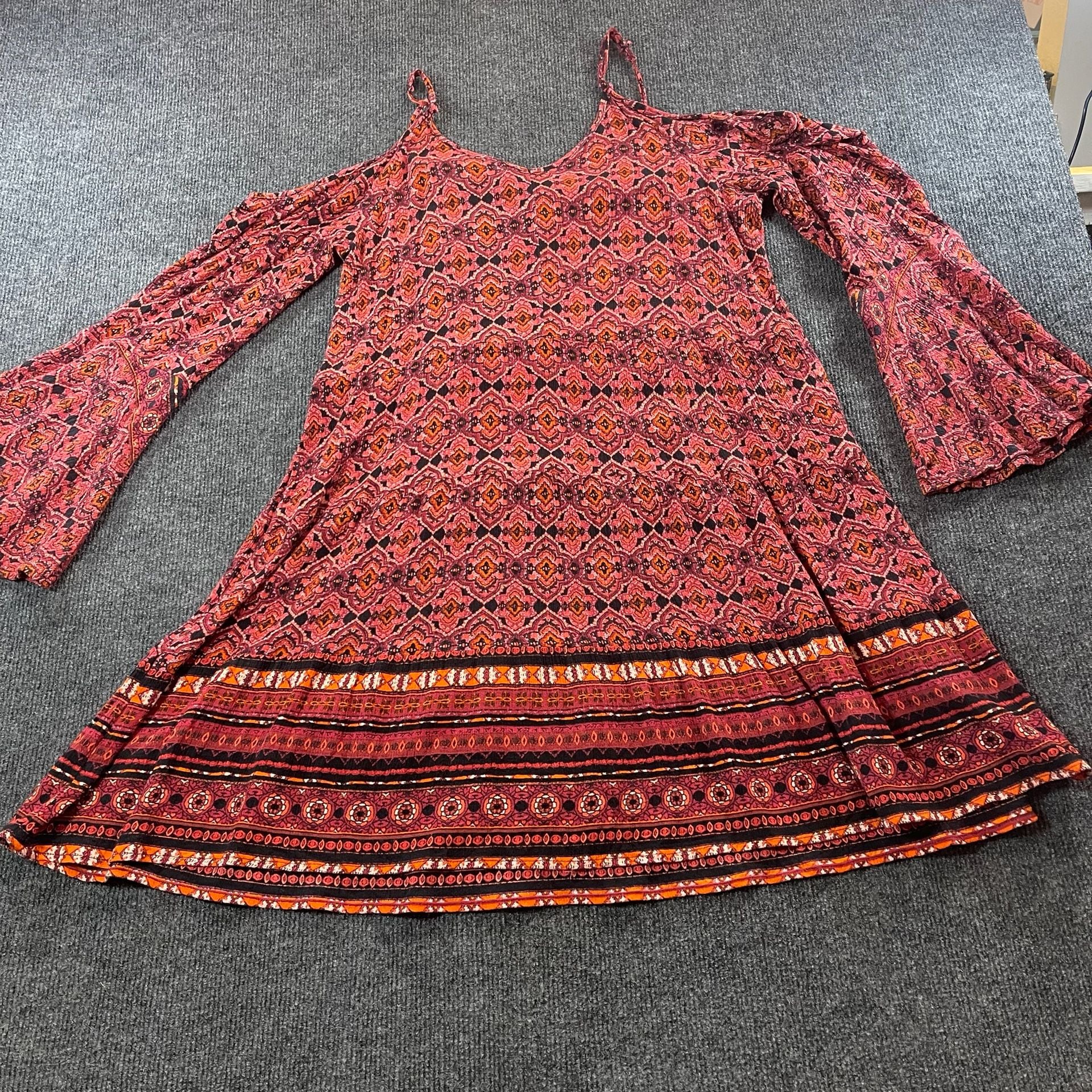 Xhilaration Boho Cold Shoulder Bell Sleeve Dress Red Orange 10