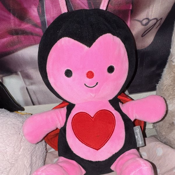 Hallmark Love Bug Singing Ladybug Plush Valentine Toy