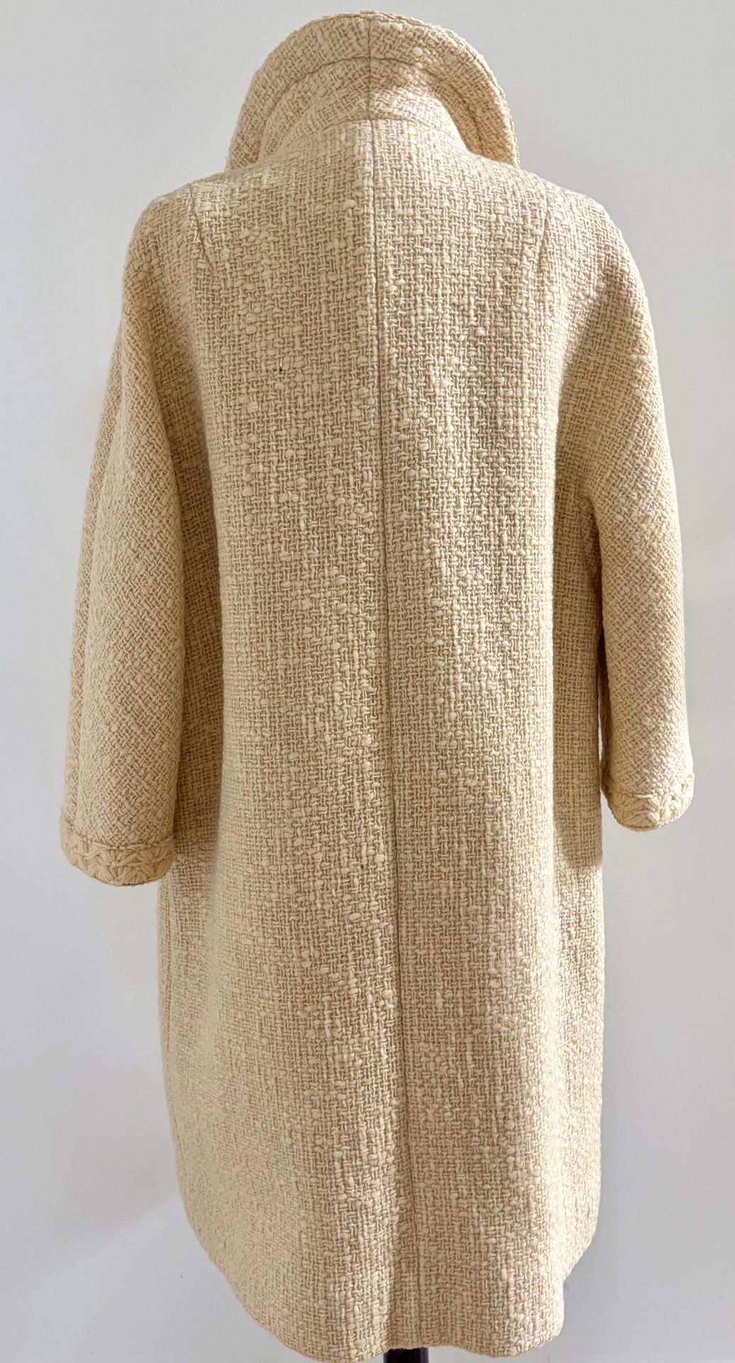 Vintage 1950s Cream Textured Wool Coat With Braided Trim 7