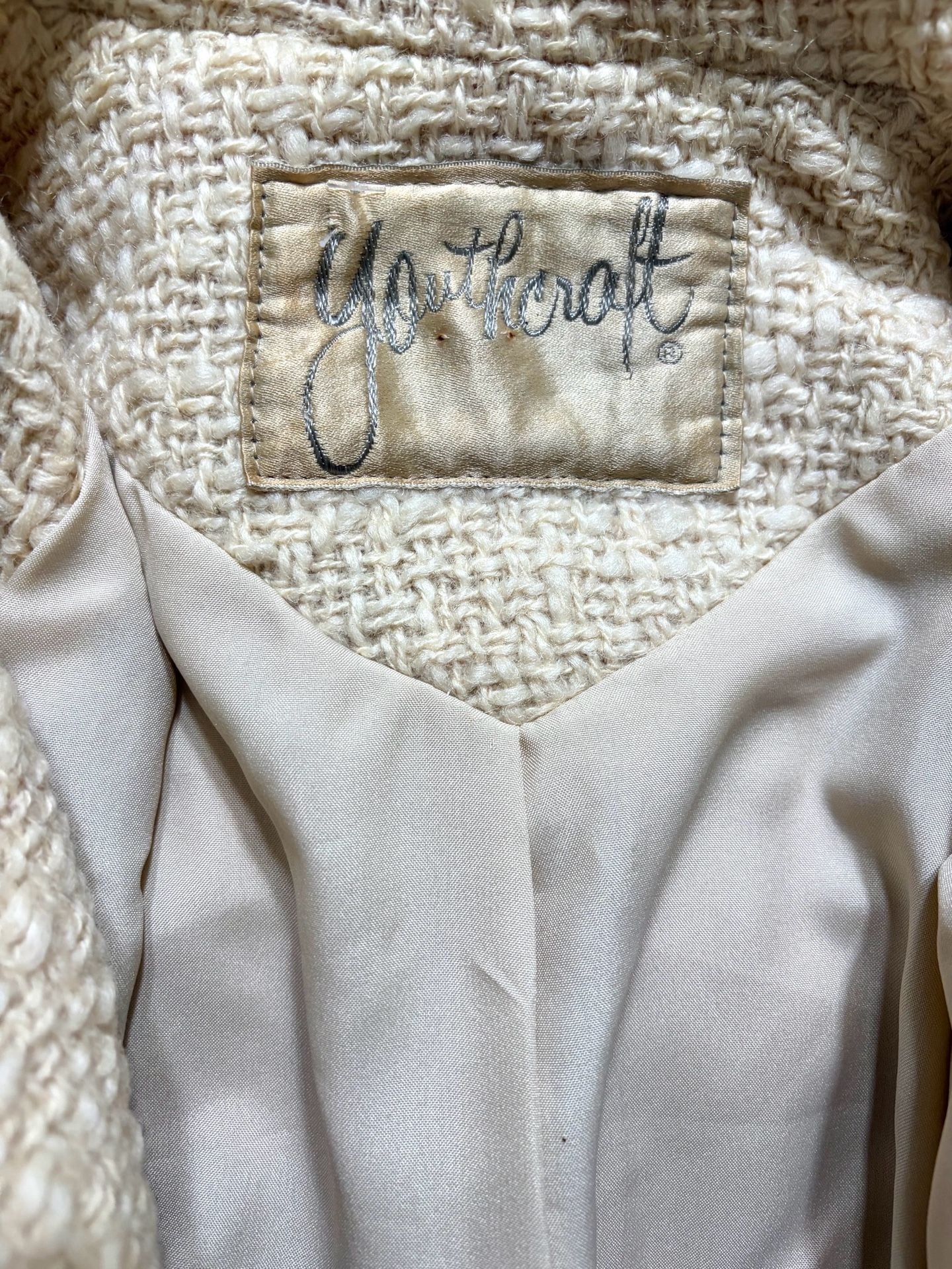 Vintage 1950s Cream Textured Wool Coat With Braided Trim 8