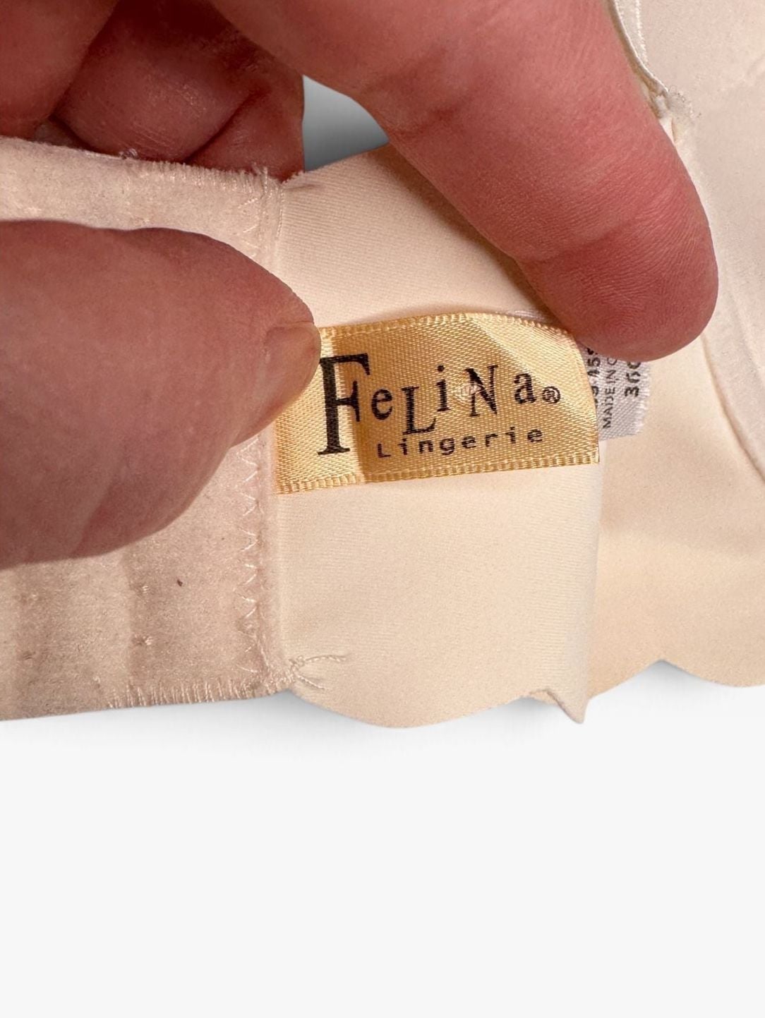 Felina Lingerie Bundle of Three Bras Size 36C Neutral Scalloped Edges 3