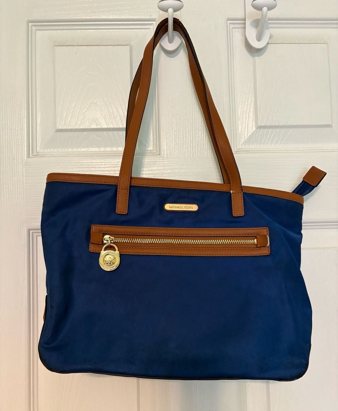GUC Michael Kors Kempton Navy Blue Nylon Tote Bag with Brown Trim 2