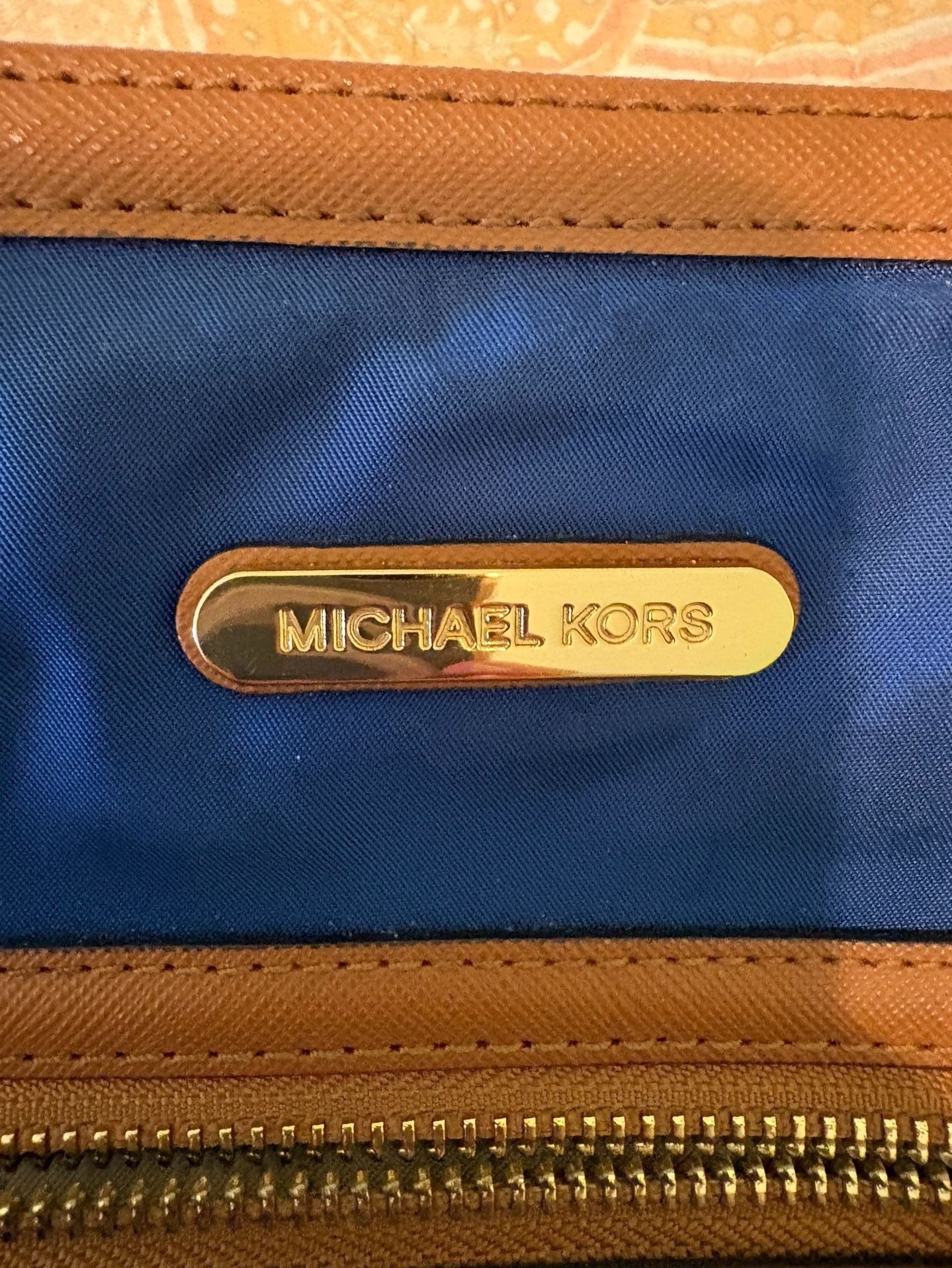 GUC Michael Kors Kempton Navy Blue Nylon Tote Bag with Brown Trim 4