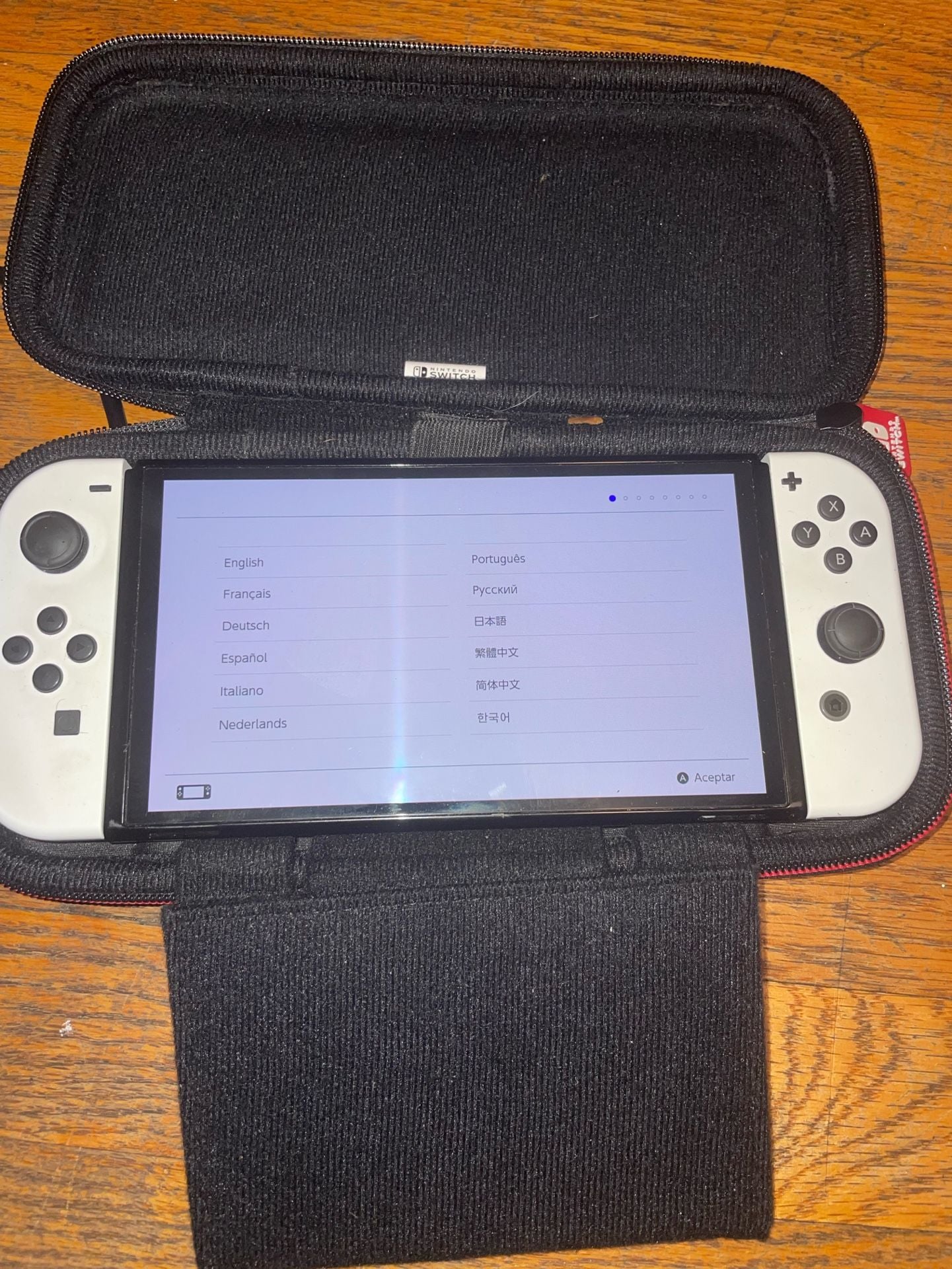 Nintendo Switch OLED Model System White And 128GB SD card 2