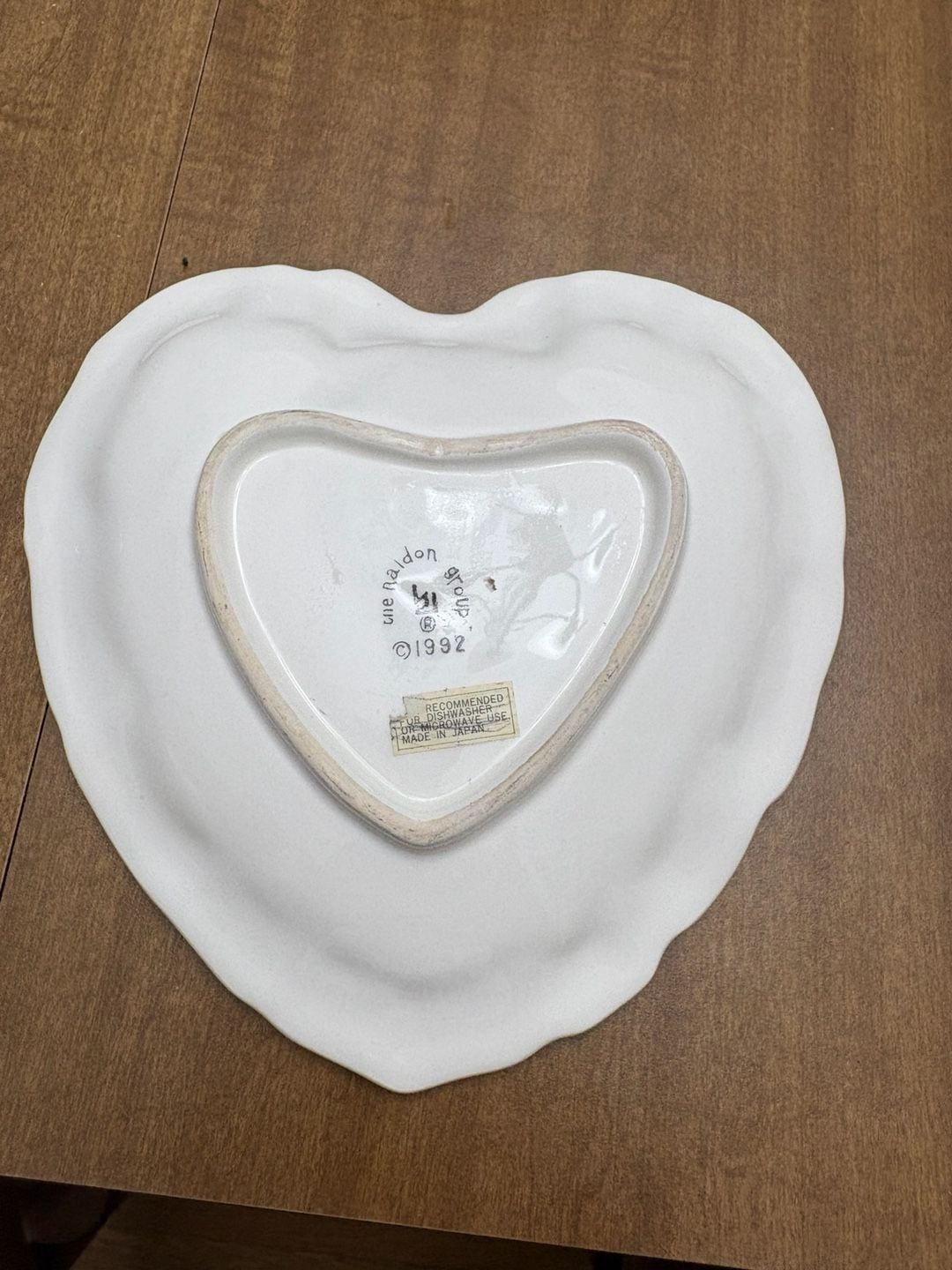 The Haldon Group Heart Plate 1992 Green White Ribbon Bow Ceramic Vintage 2