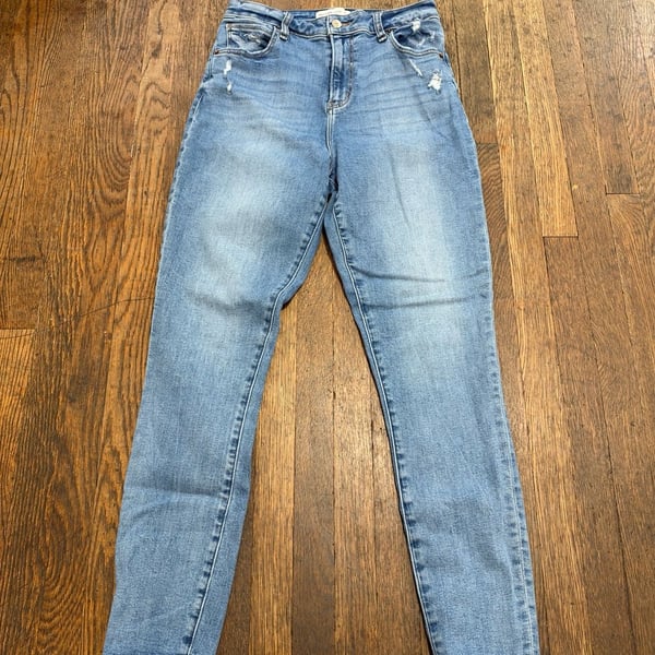 Abercrombie & Fitch The Super Skinny Ankle High Rise Curve Love Size 29L Ripped 