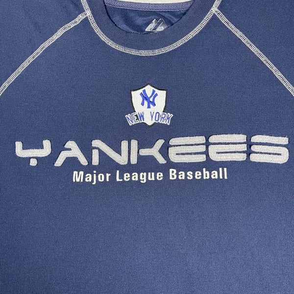 Majestic New York Yankees Long Sleeve Shirt Size Large Navy Blue