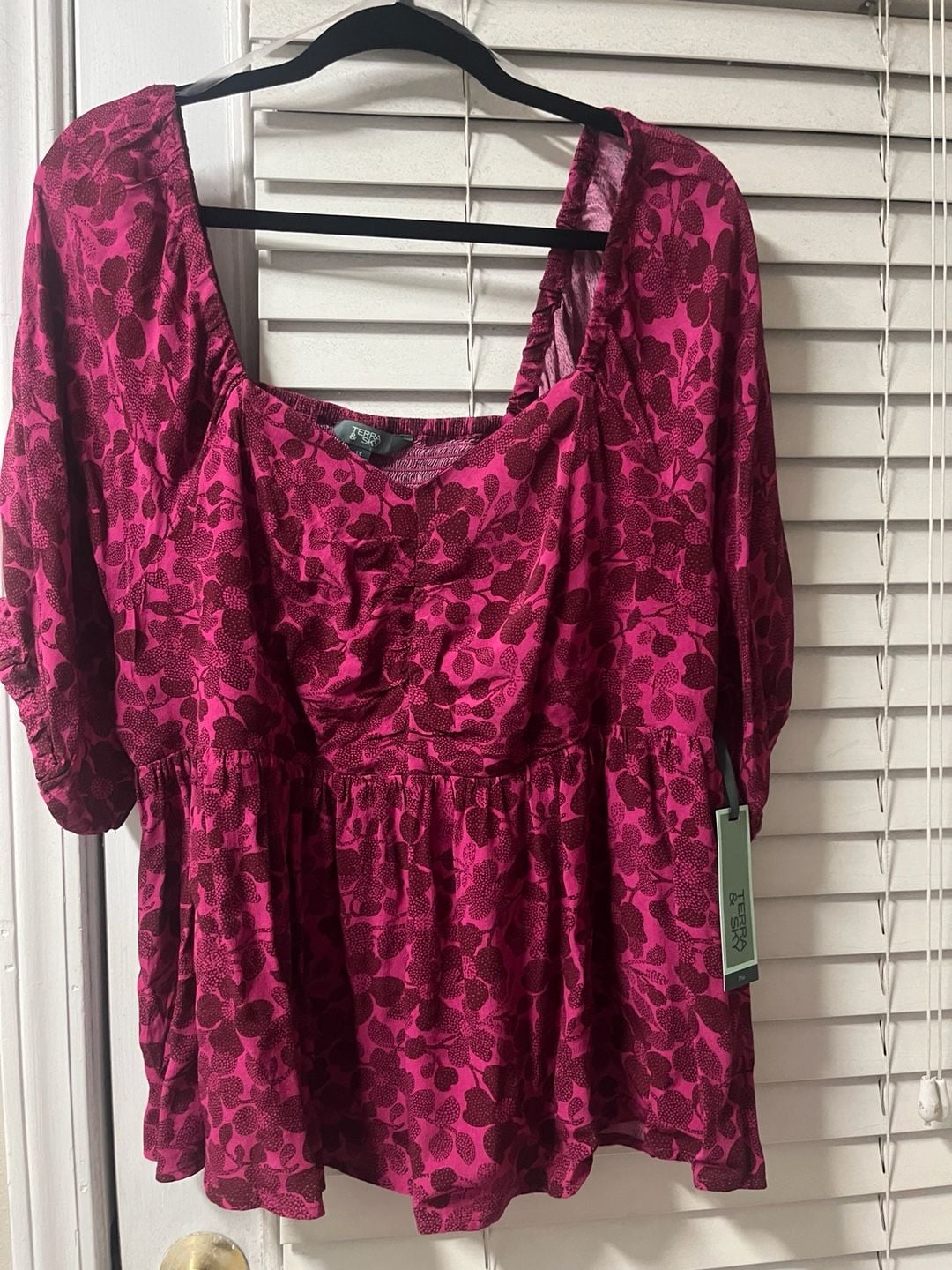 Terra & Sky Peplum Sweetheart Top Size 1X (16W-18W) Pink Floral 2