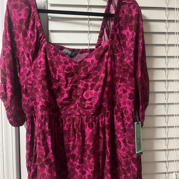 Terra & Sky Peplum Sweetheart Top Size 1X (16W-18W) Pink Floral