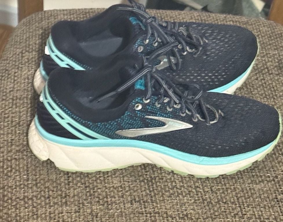 Brooks Ghost 11 Size 8 Wide Navy Blue Running Shoes 3