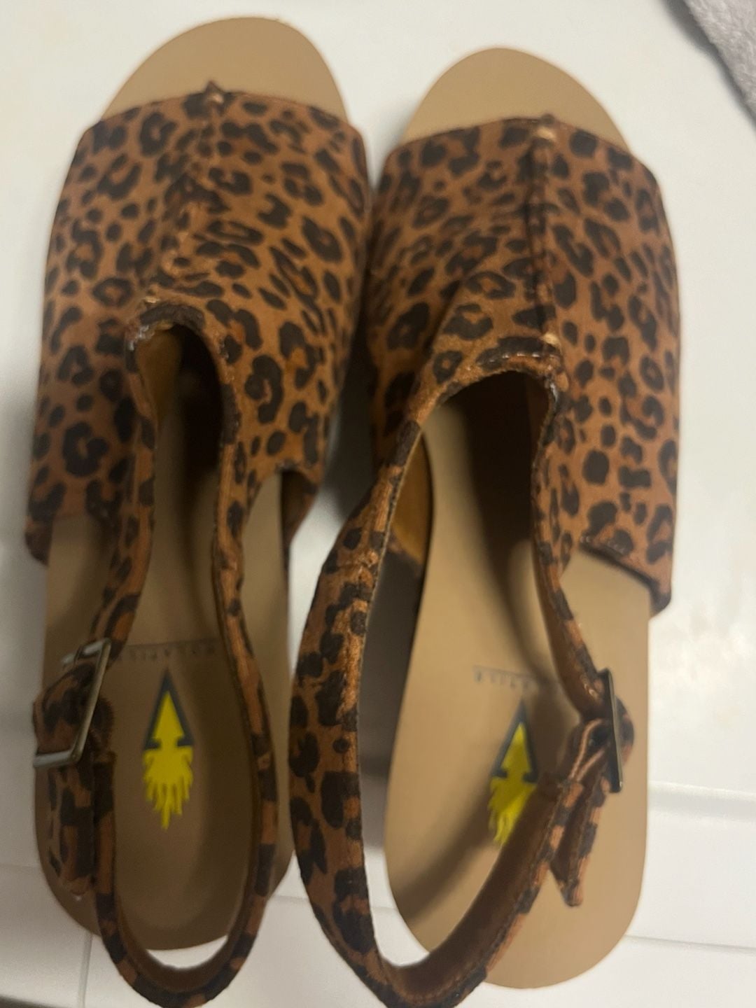 Volatile Division Platform Wedge Sandal Size 10 Leopard 1