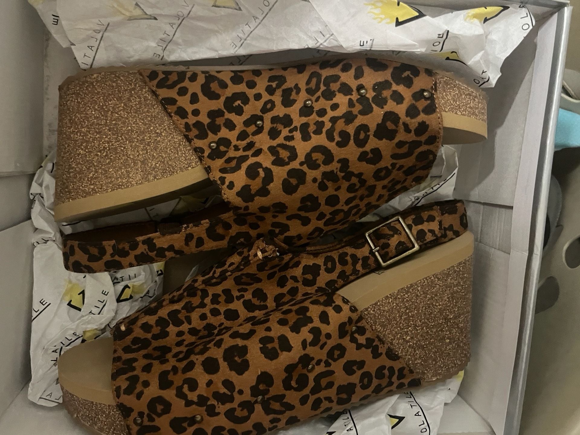 Volatile Division Platform Wedge Sandal Size 10 Leopard 3