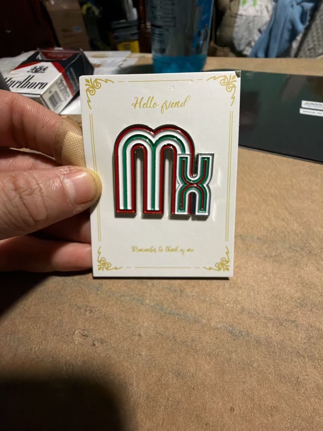 J0019 Hello Friend Enamel Pin Mx Red Green White Lapel Pin 2