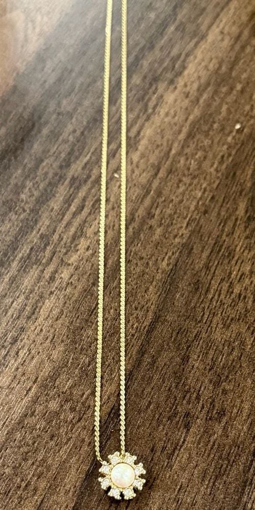 Christian Dior Vintage Gold Tone Crystal & Pearl Flower Necklace 2
