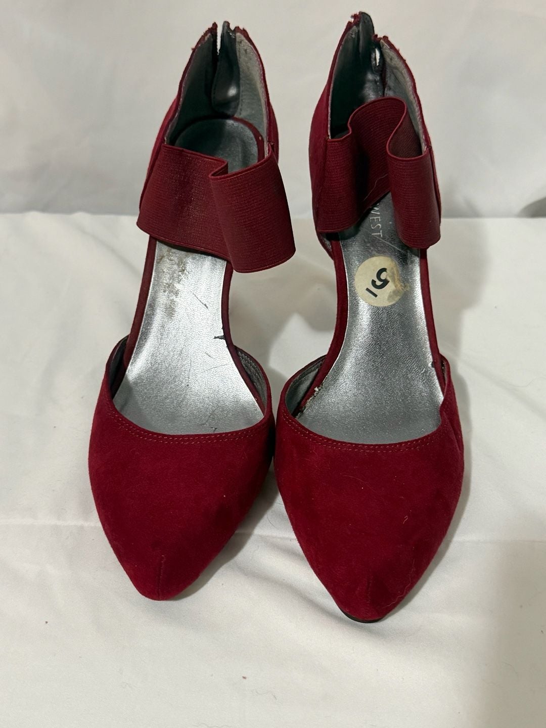 Nine West Heels Size 9 Red Suede Pointed Toe Zip Back 2