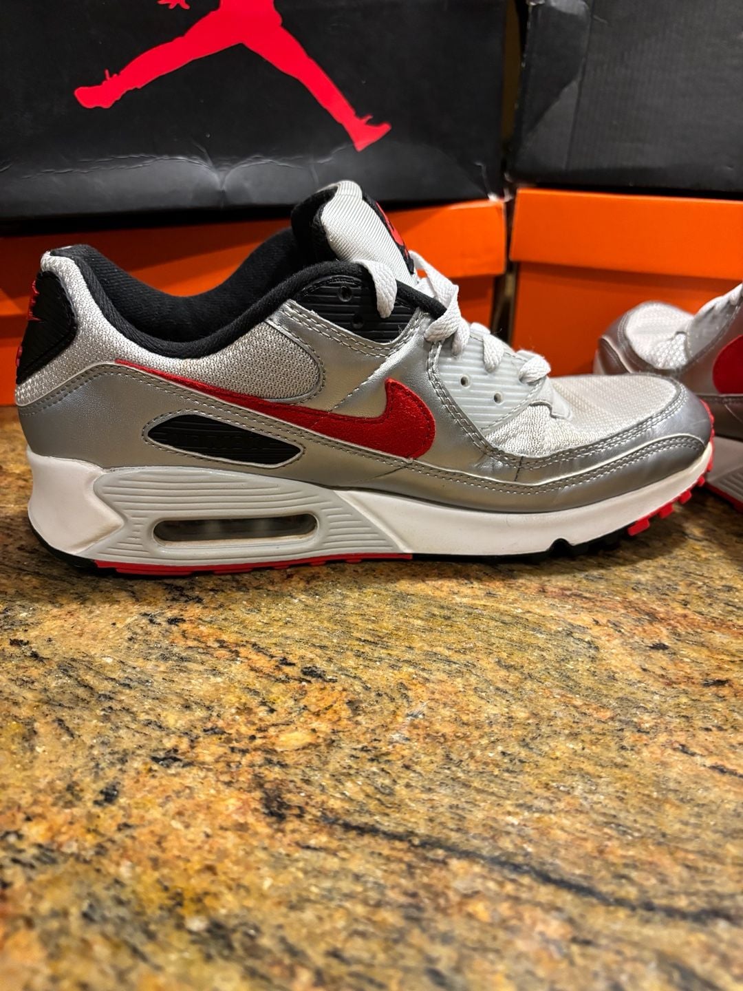 Nike Air Max 90 Size 9 Photon Dust Metallic Silver University Red 12