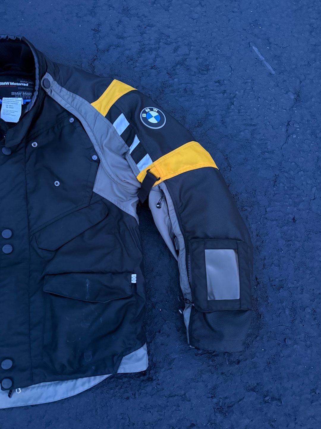 BMW Motorrad Rallye 3 Jacket Size 52 Black Yellow Motorcycle Touring 4