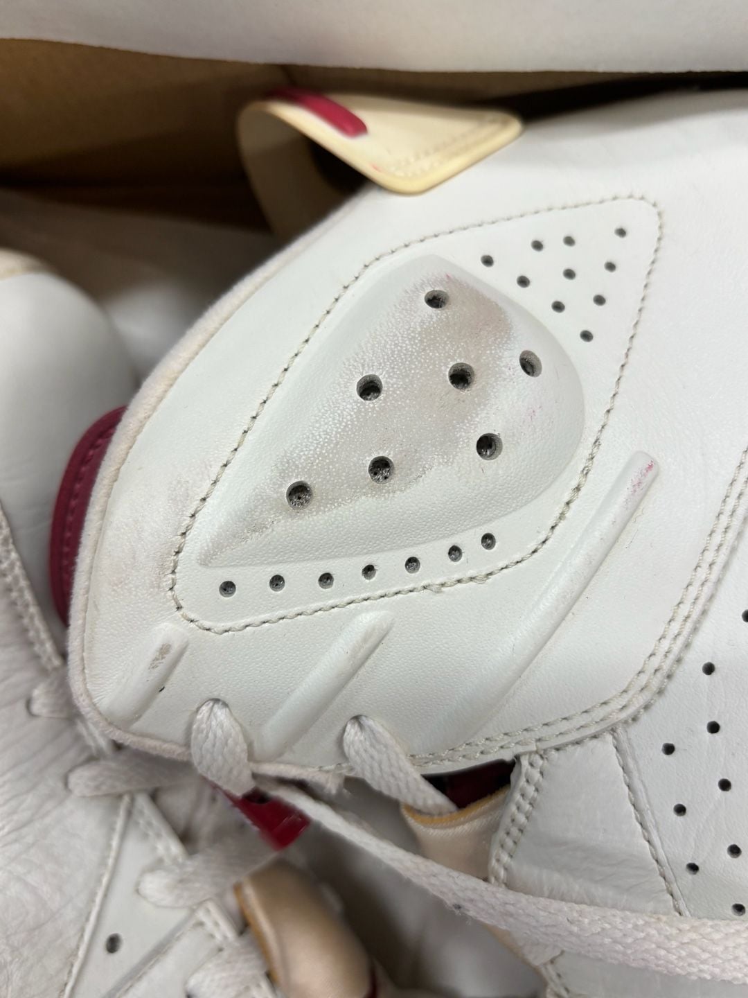 Jordan 6 Retro Maroon White Maroon High Top 2015 384664-116 11M 10