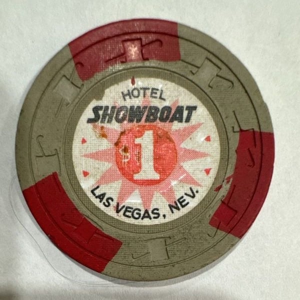 VTG 1980's Showboat LAS VEGAS NEVEDA CASINO POKER CHIP
