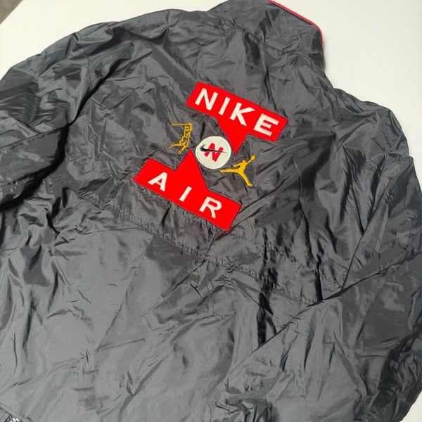 Jordan/Nike Vintage Windbreaker Jacket Black Red