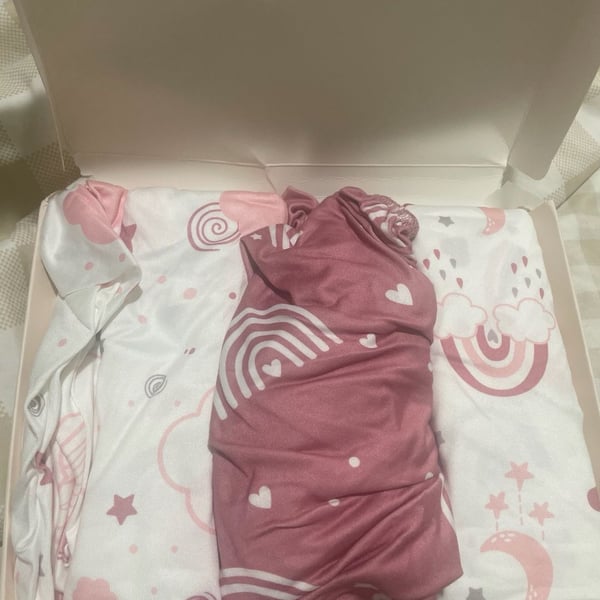 Fiemöl Baby Bassinet Sheets  Pink Rainbow