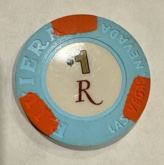 Vintage One Dollar Casino Token Riviera Las Vegas Nevada 1