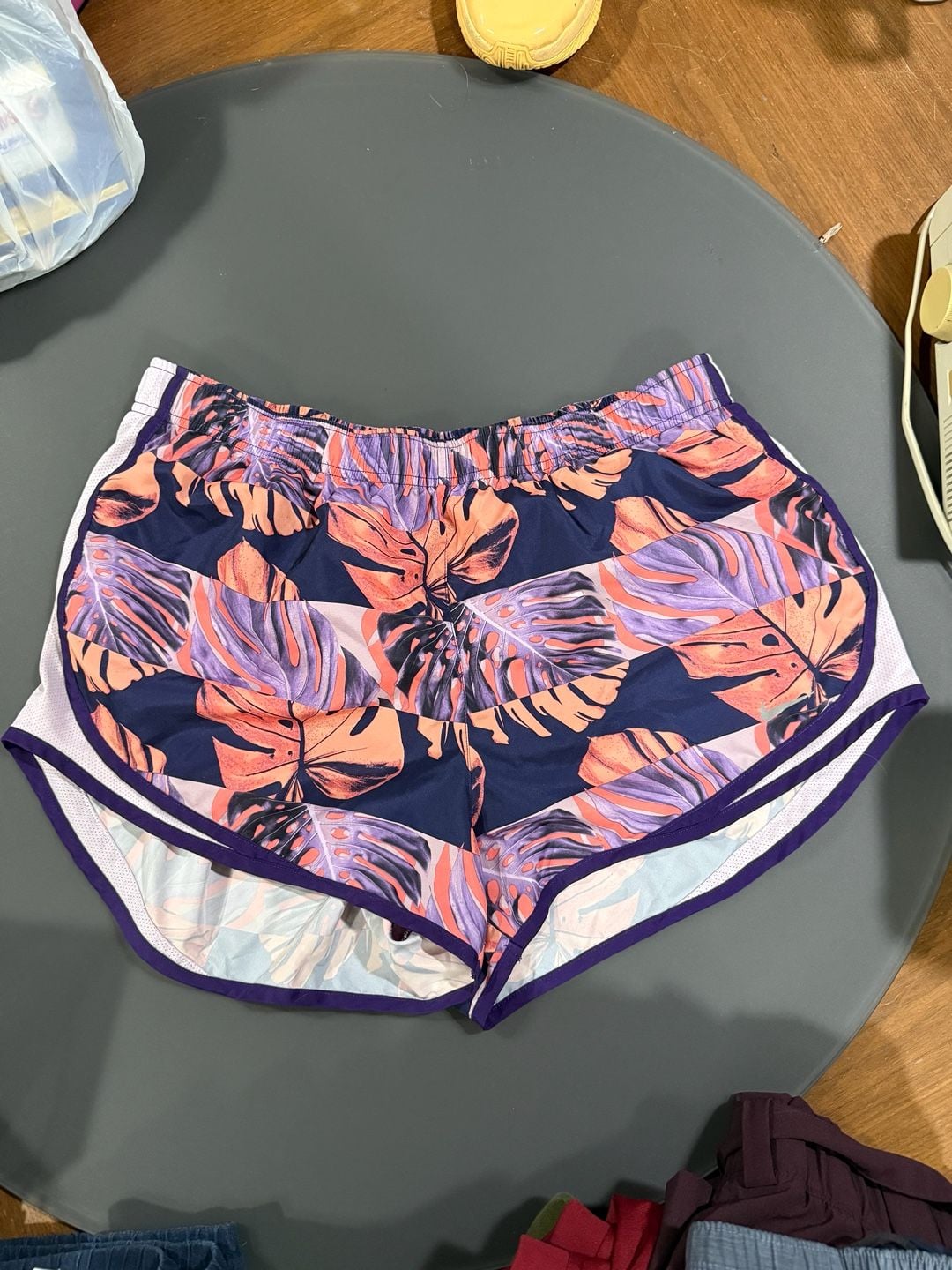 Nike Tempo Running Shorts Size XL Tropical Leaf Print Dri-Fit 2