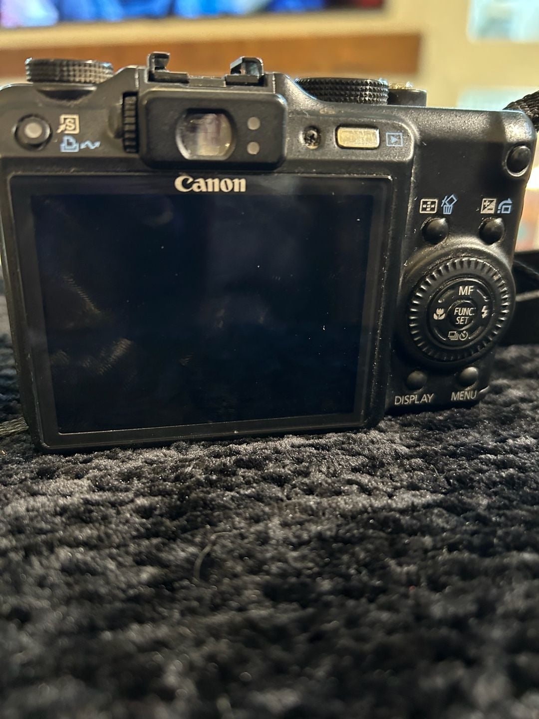 Canon PowerShot G9 12.1MP Digital Camera Black 2