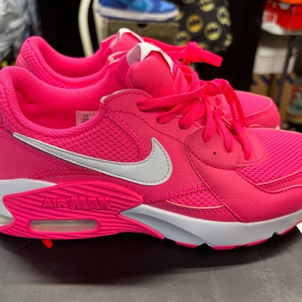 Nike Air Max Excee Size 7.5 Hyper Pink White Casual Sneakers